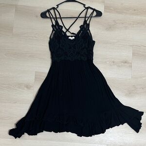 LA MIEL Black Lace Strappy dress